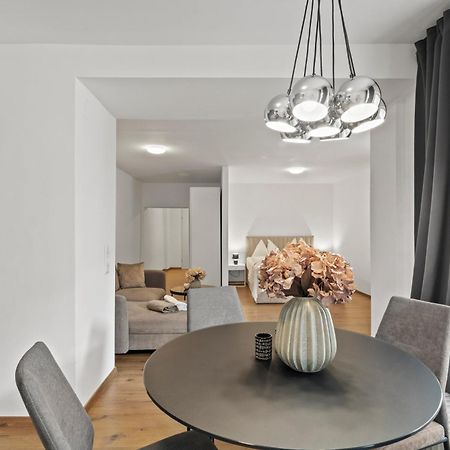 Stilvolles Zuhause Mit Terrasse Apartment Bruck an der Mur Bagian luar foto