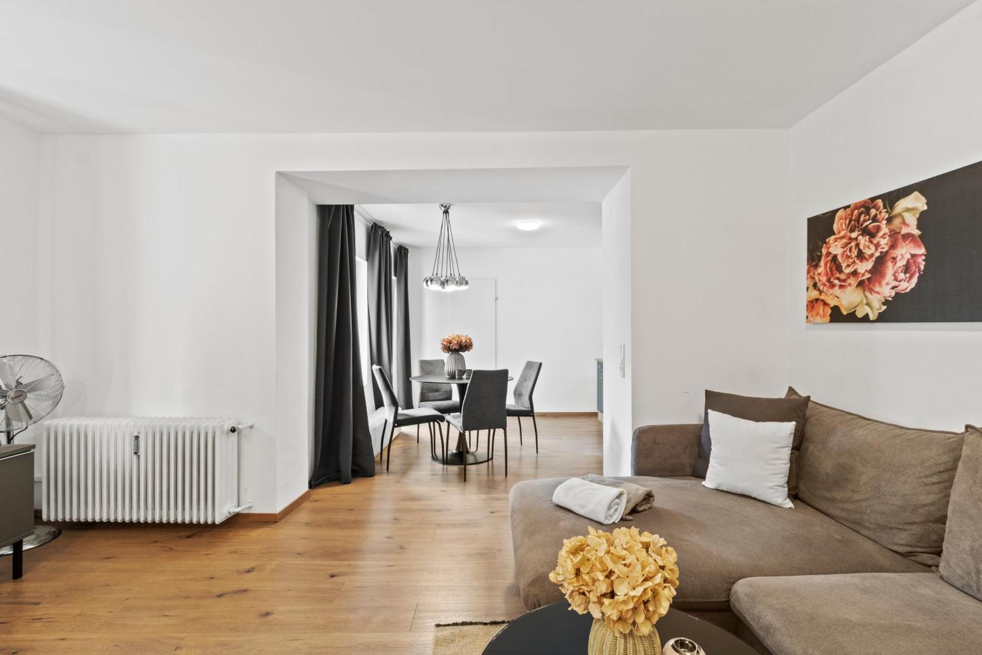 Stilvolles Zuhause Mit Terrasse Apartment Bruck an der Mur Bagian luar foto
